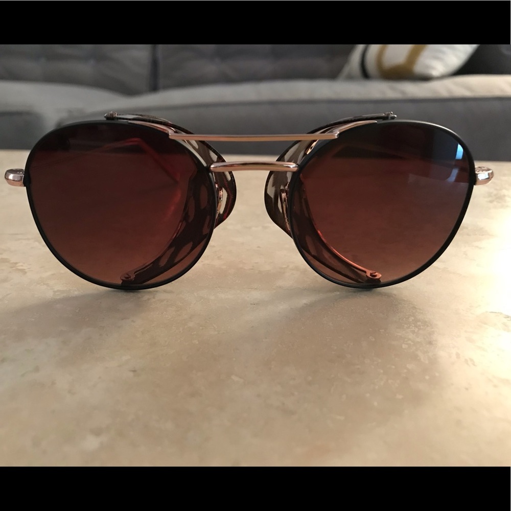 BRAND NEW EARHART BLINKER KREWE GLASSES